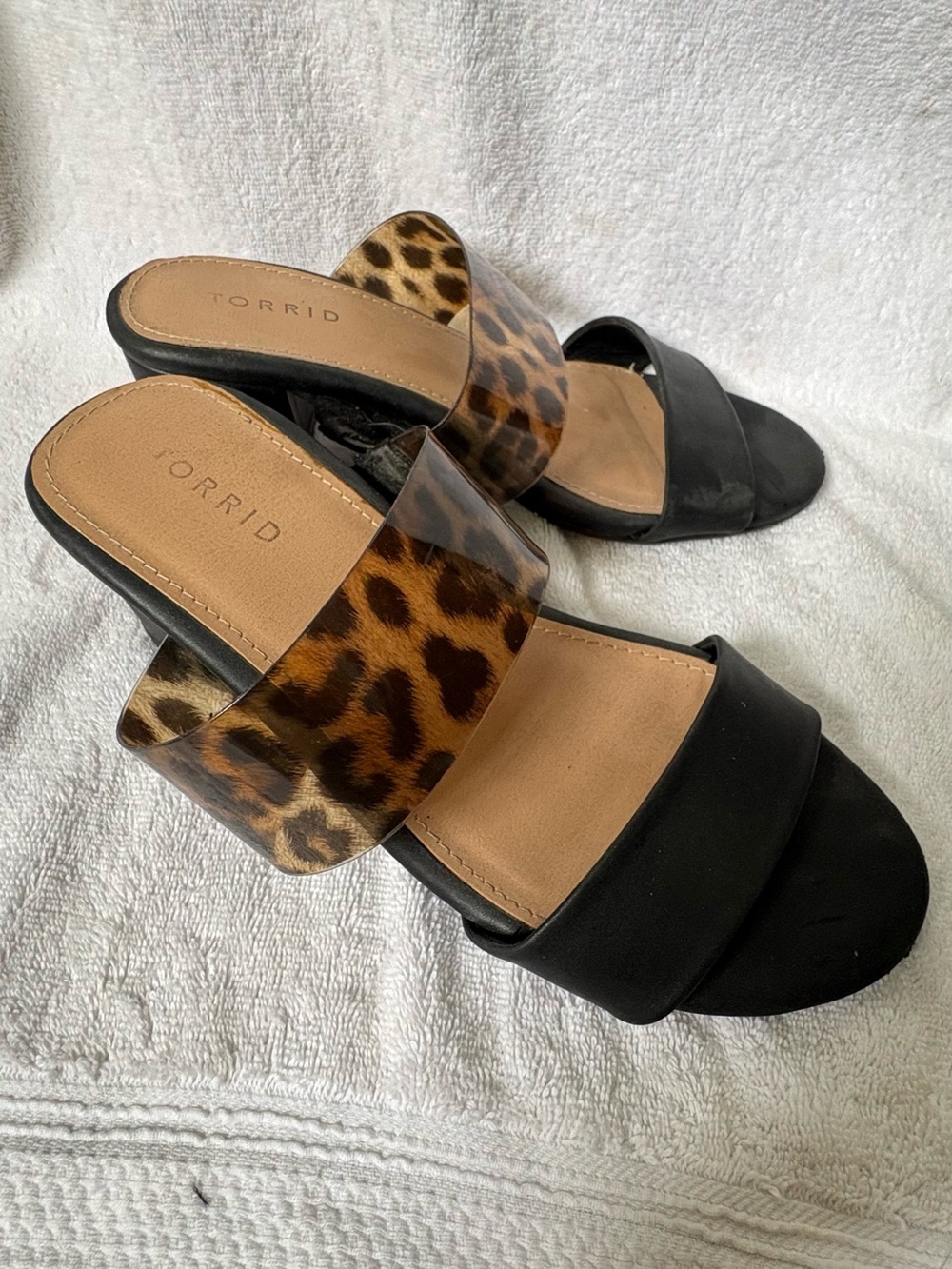 Torrid Women’s 7.5W Leopard Pattern Strap Slide Sandals